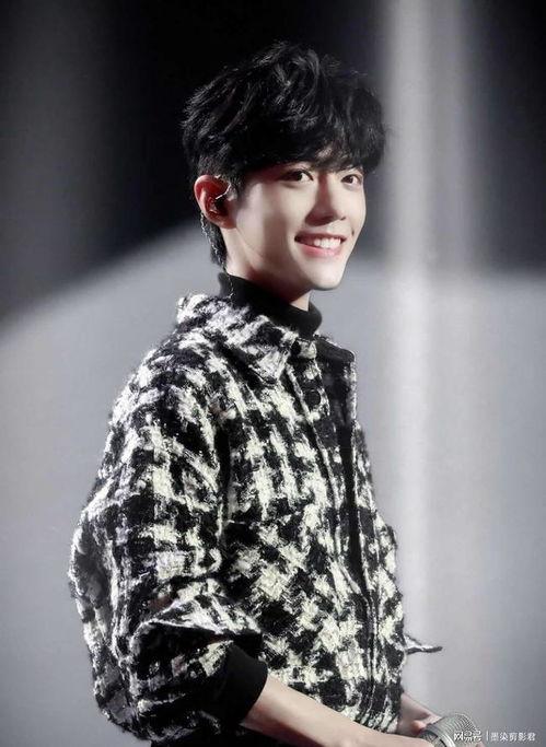 肖战朋友圈最新爆料,揭秘明星私生活背后的真实故事